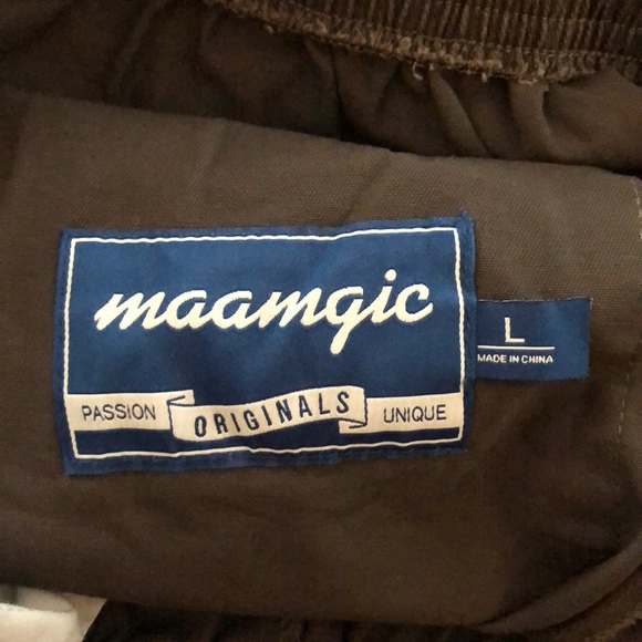 L - Grey Maamgic Men’s Shorts - Picture 2 of 3